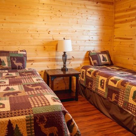 The Lodge At Van Hook New Town Экстерьер фото
