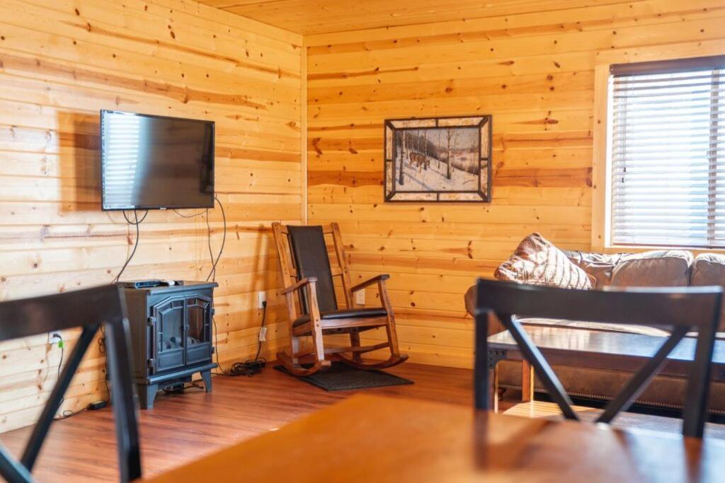 The Lodge At Van Hook New Town Экстерьер фото
