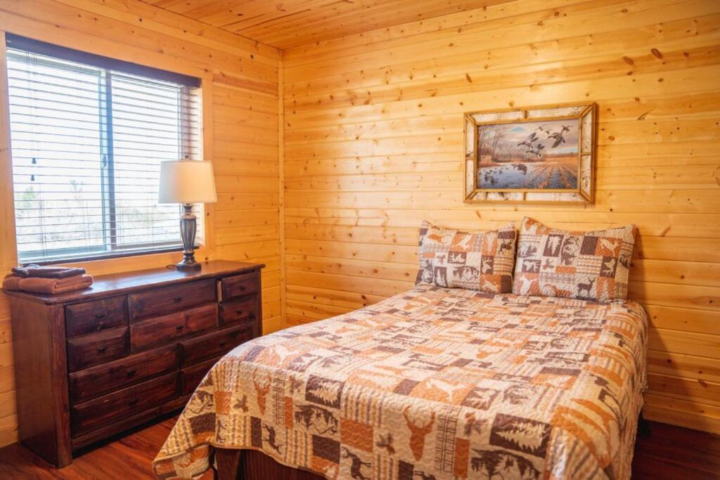 The Lodge At Van Hook New Town Экстерьер фото
